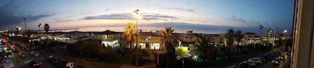 Hotel Internazionale Viareggio Exterior photo