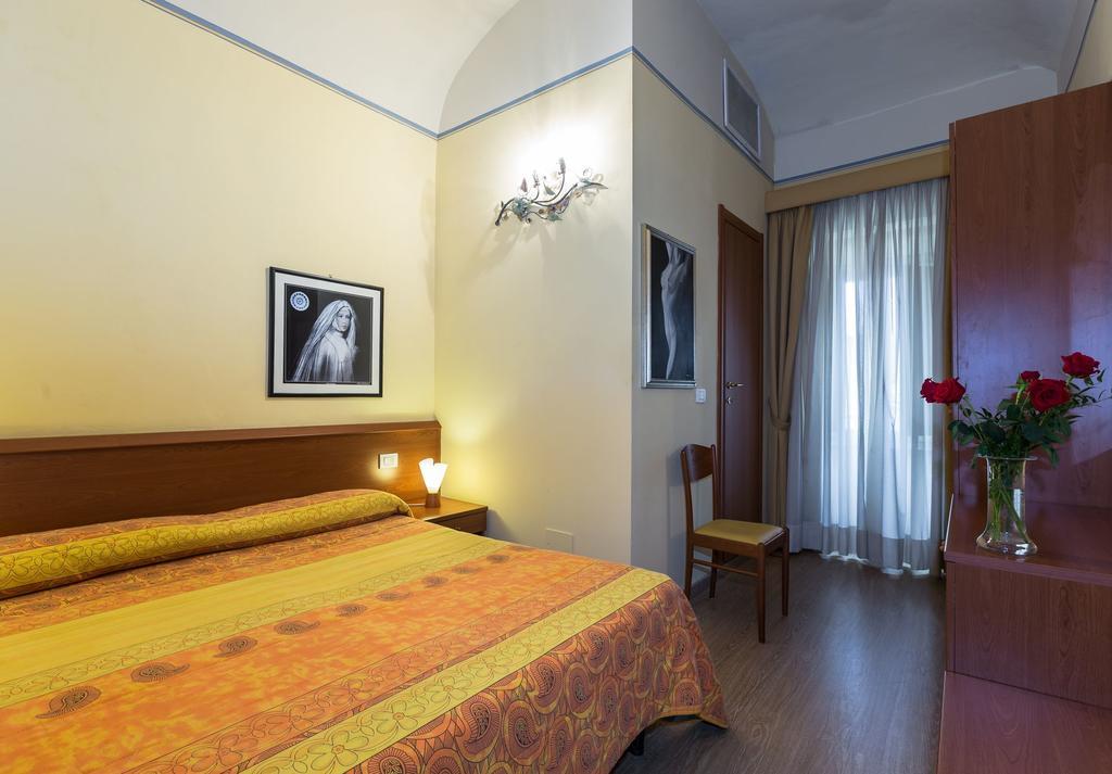 Hotel Internazionale Viareggio Exterior photo