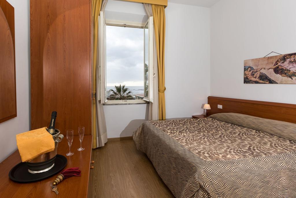 Hotel Internazionale Viareggio Exterior photo